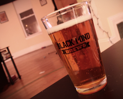 Black Pond Brews | Pint Glass.